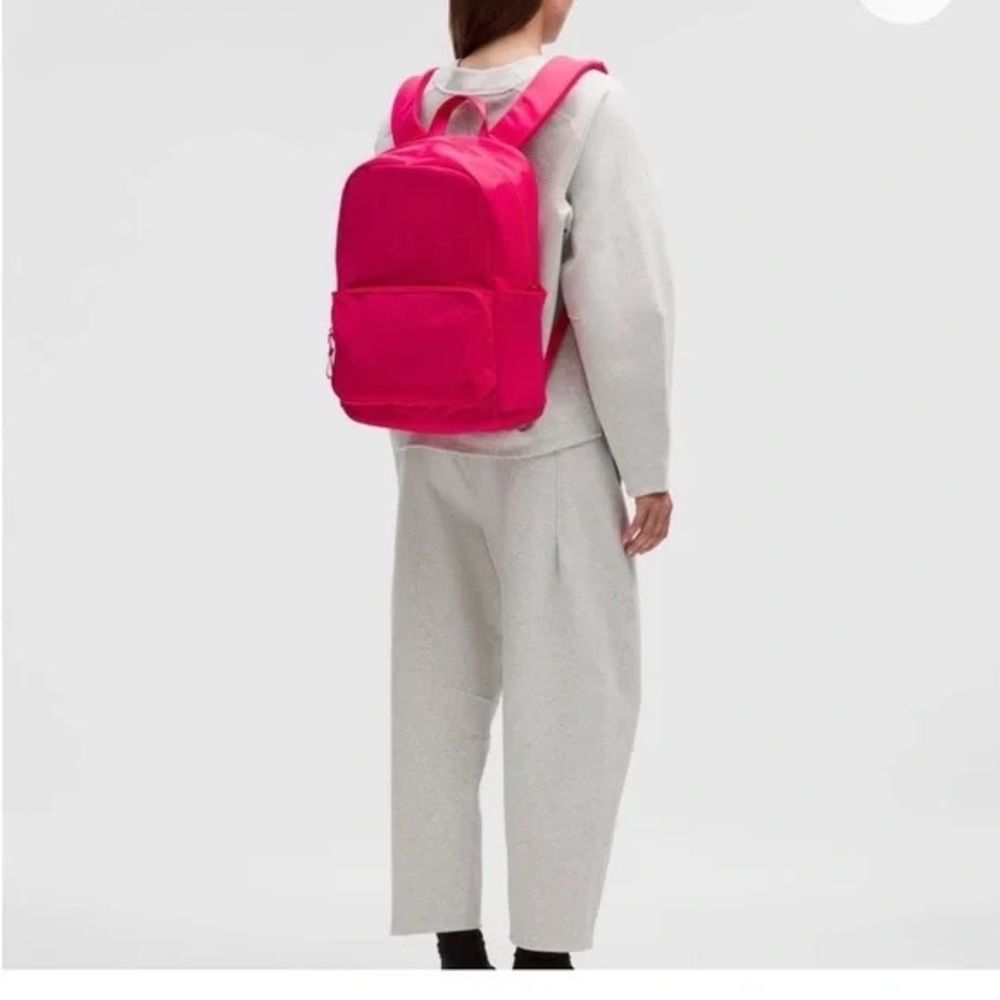 NWT Lululemon Vibrant Calypso Pink Everywhere Backpack 22L - Picture 2 of 5